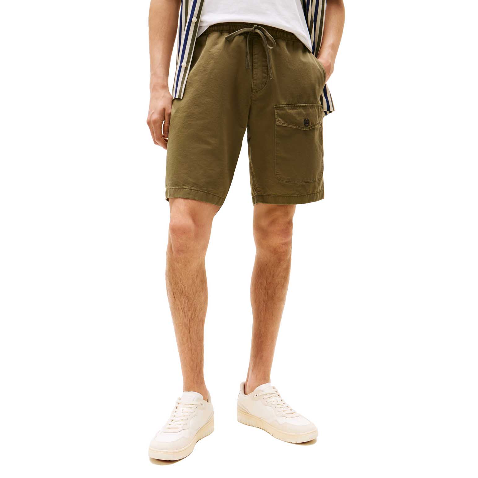 Tommy Hilfiger Washed Twill Relaxed Cargo Shorts